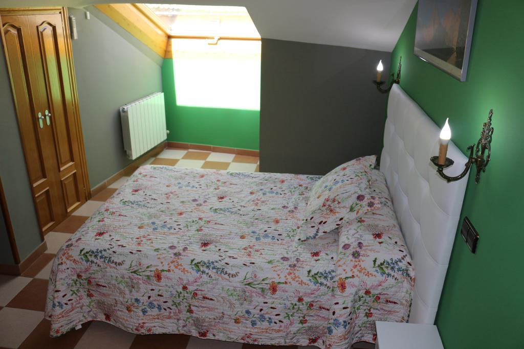 Hostal Don Jaime II セゴビア エクステリア 写真