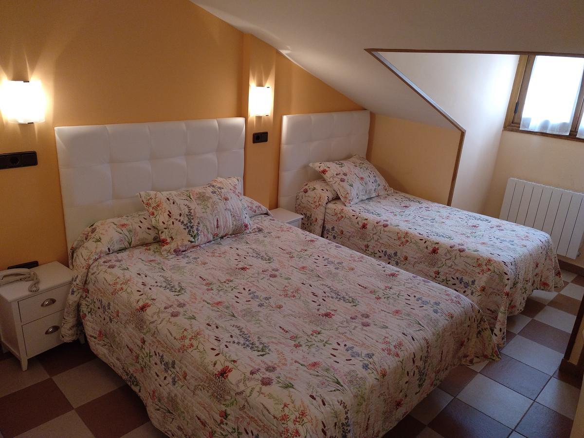 Hostal Don Jaime II セゴビア エクステリア 写真