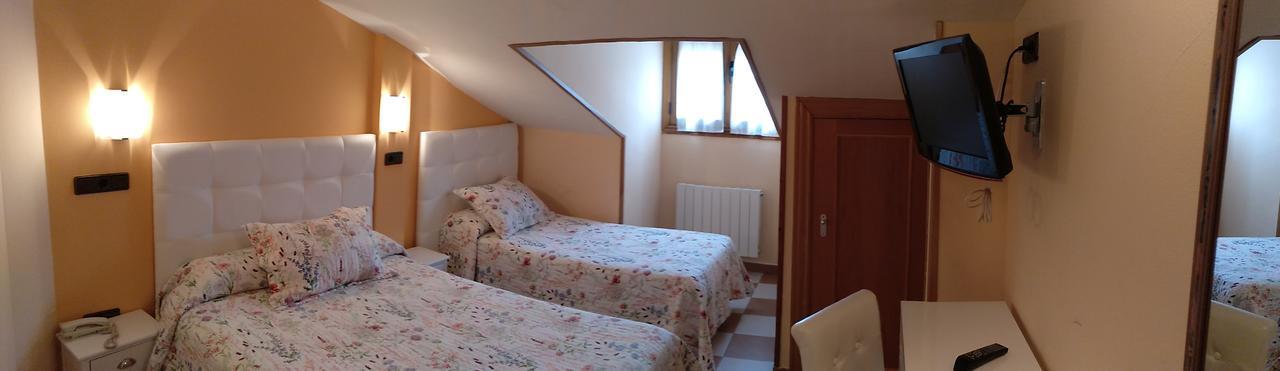 Hostal Don Jaime II セゴビア エクステリア 写真