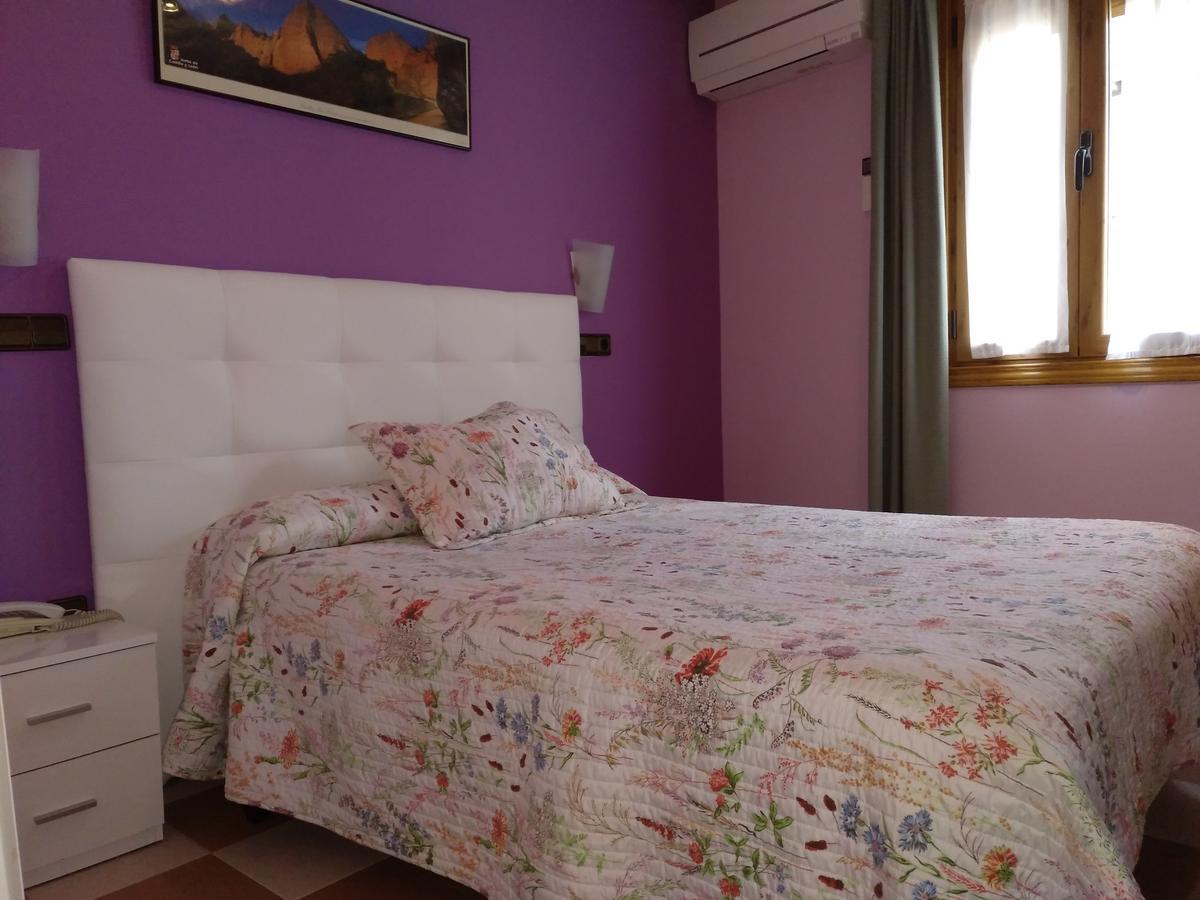 Hostal Don Jaime II セゴビア エクステリア 写真