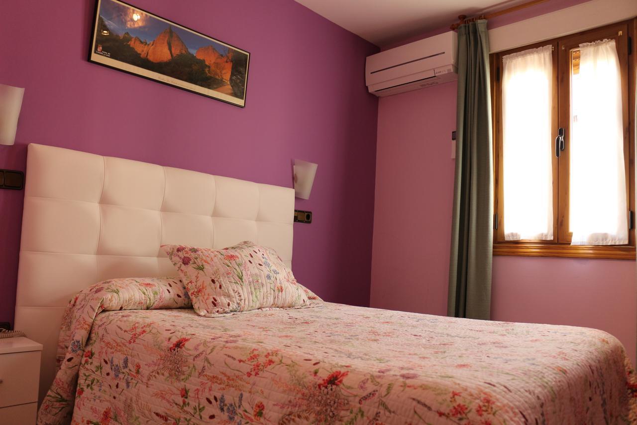 Hostal Don Jaime II セゴビア エクステリア 写真