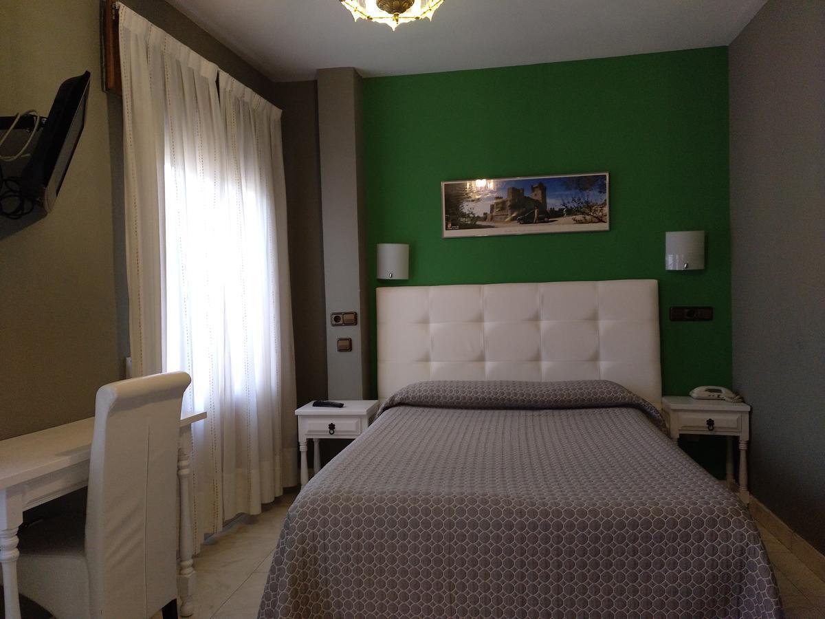 Hostal Don Jaime II セゴビア エクステリア 写真