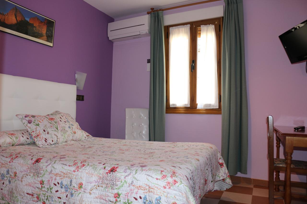 Hostal Don Jaime II セゴビア エクステリア 写真